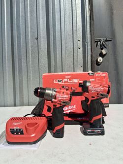 Milwaukee m12 fuel 2 tool combo kit