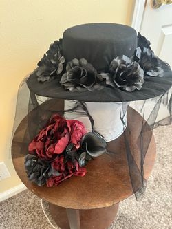 Halloween - hat, cover-up and bouquet $17