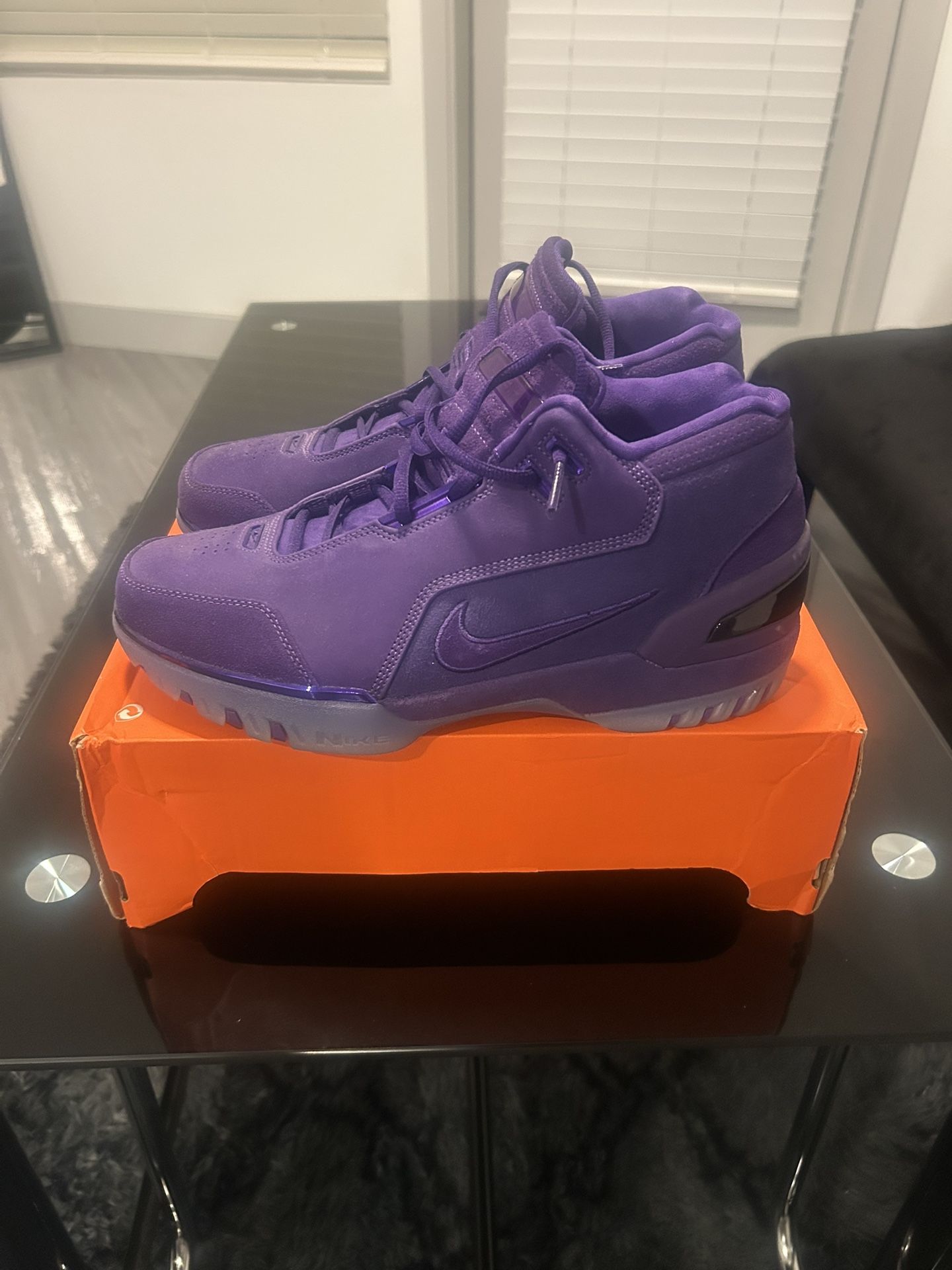 New Nike Mens LeBron 1 Air Zoom Generation Retro Lakers Purple Suede Shoes