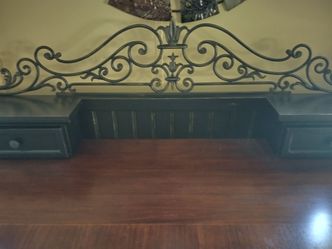 Cindy Crawford kitchen cabinet