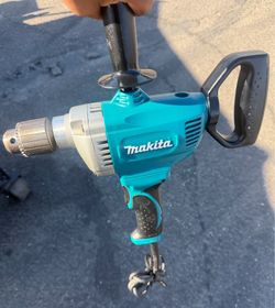 Makita 8.5 Amp 1/2 in. Spade Handle Drill