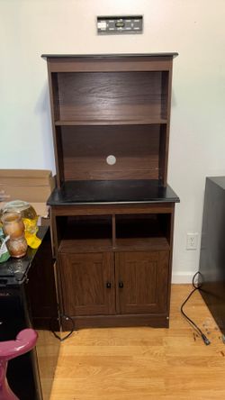 small hutch