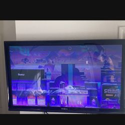 Insignia 40” with roku