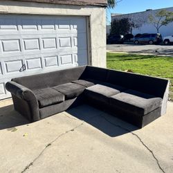 Gray Sectional Couch 