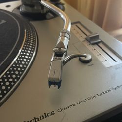 Technics SL-1200 M3D 