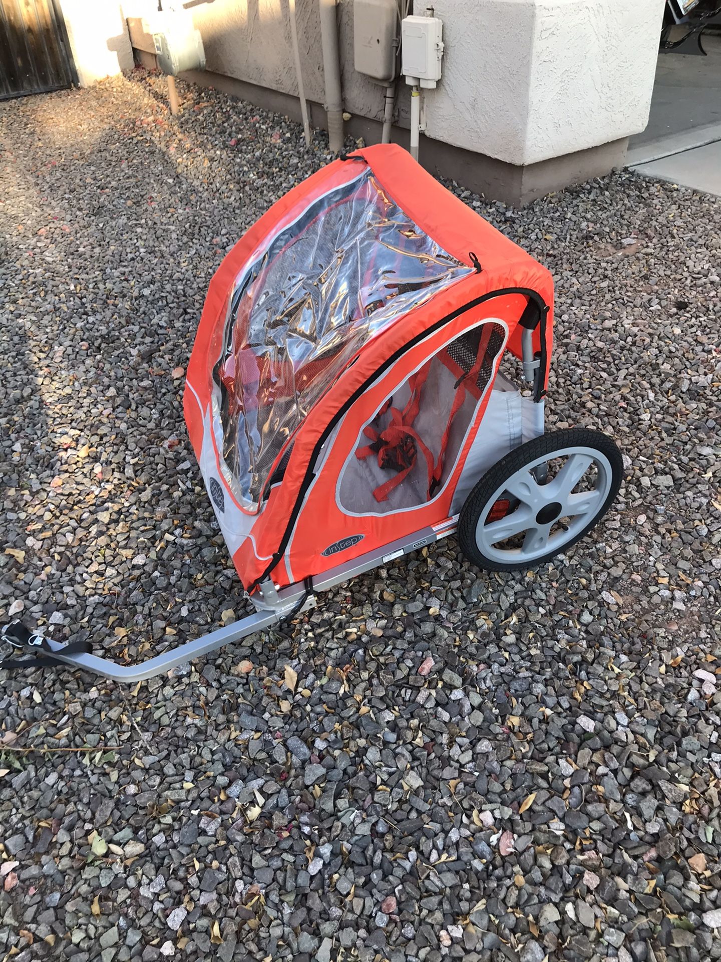 Kids bike trailer