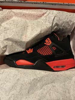 Air Jordan Red Thunder 4s Size 6
