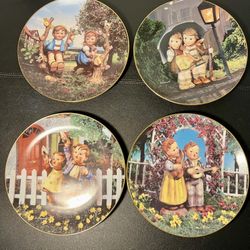 Hummel 1989-90 4 Collectible Little Companions Plates Numbered Matching Q5087