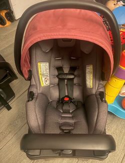 Evenflo Infant Carseat  With Base