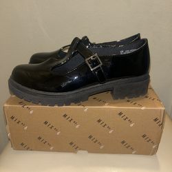 Mix No. 6 Mary Jane Platform Shoes Black Patent Women’s 6 (Fits 7–7.5)