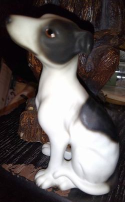 Porcelain dog