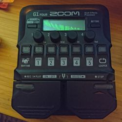 Zoom G1 Four Multi effects Processor