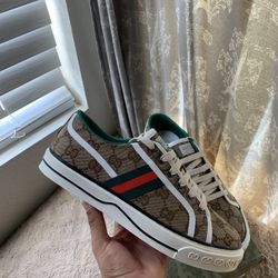 gucci Shoes 