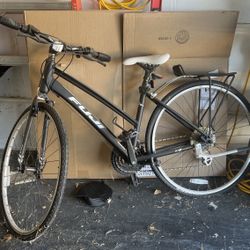 Fuji  A2 SL CUSTOM-BUTTED ALLOY Bicycle 