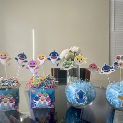 Baby Shark Center Pieces