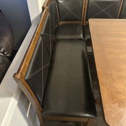 Breakfast Nook/ Dining Table