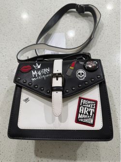 Cruella Loungefly Crossbody Bag Live Action