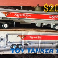 Collector Truck Exxon With Box