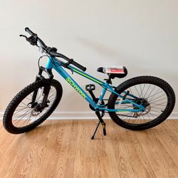 Schwinn Axum Sport 24" Mountain Bike Like New - $100 Firm