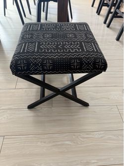 Black & Cream Patterned Upholstered Ottoman Bench