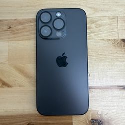 Like New T-Mobile / Metro / Mint Mobile iPhone 14 Pro 128GB Space Black