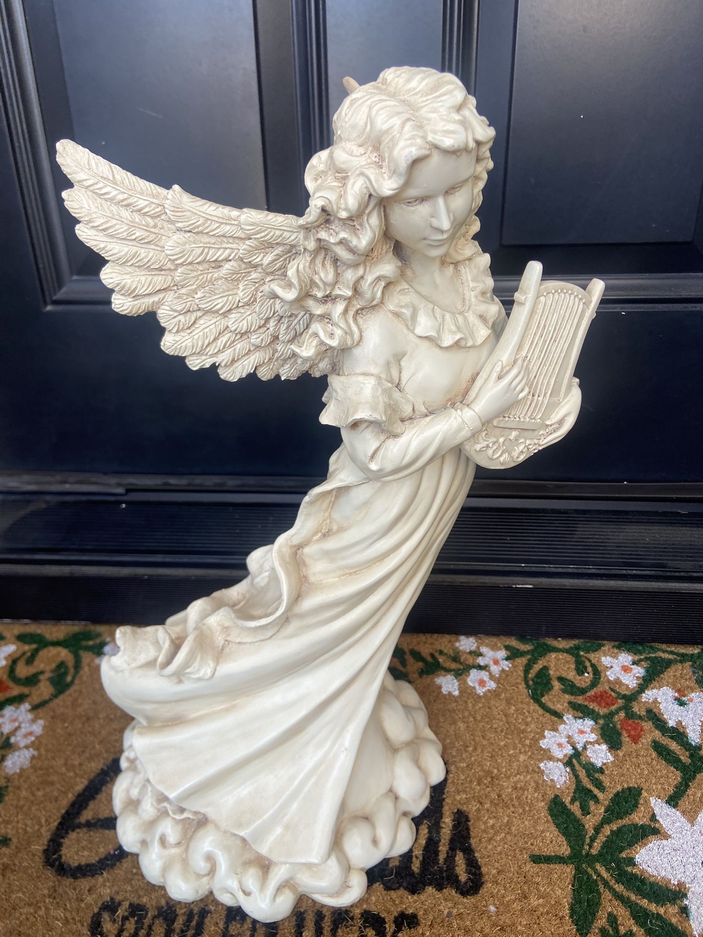 Statue