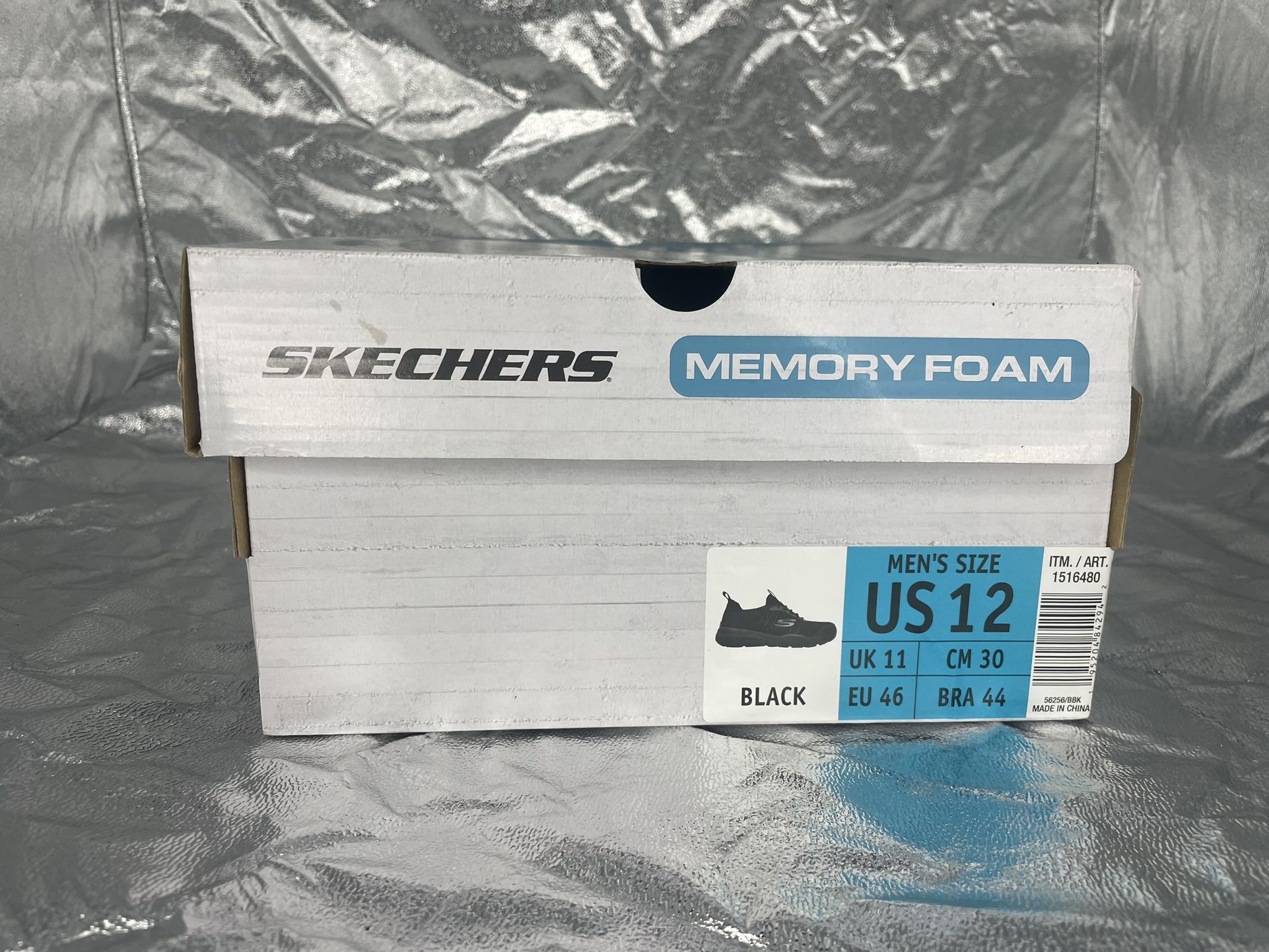 Sketchers Memory Foam Size 12 Men, Black