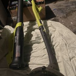 Weed Wacker And Leaf Blower