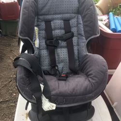 Nice kids car seat only $40