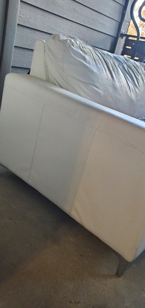 Free Leather Couch 