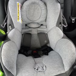 Like New!!  Maxi Cosi Carseat & All Accessories!!