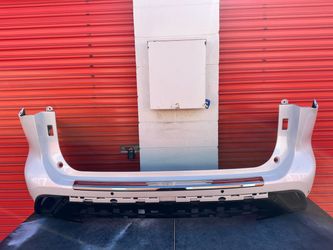 2020-2022 Toyota Highlander Rear Bumper Cover OEM