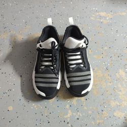 Adidas Trae Young US 9