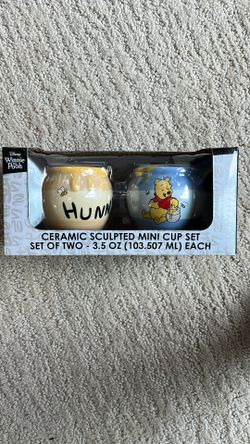 Disney Winnie the Pooh ceramic sculpted mini cup set