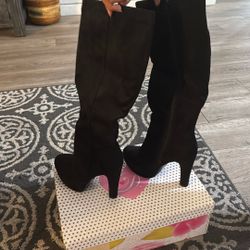Black Heel Boots
