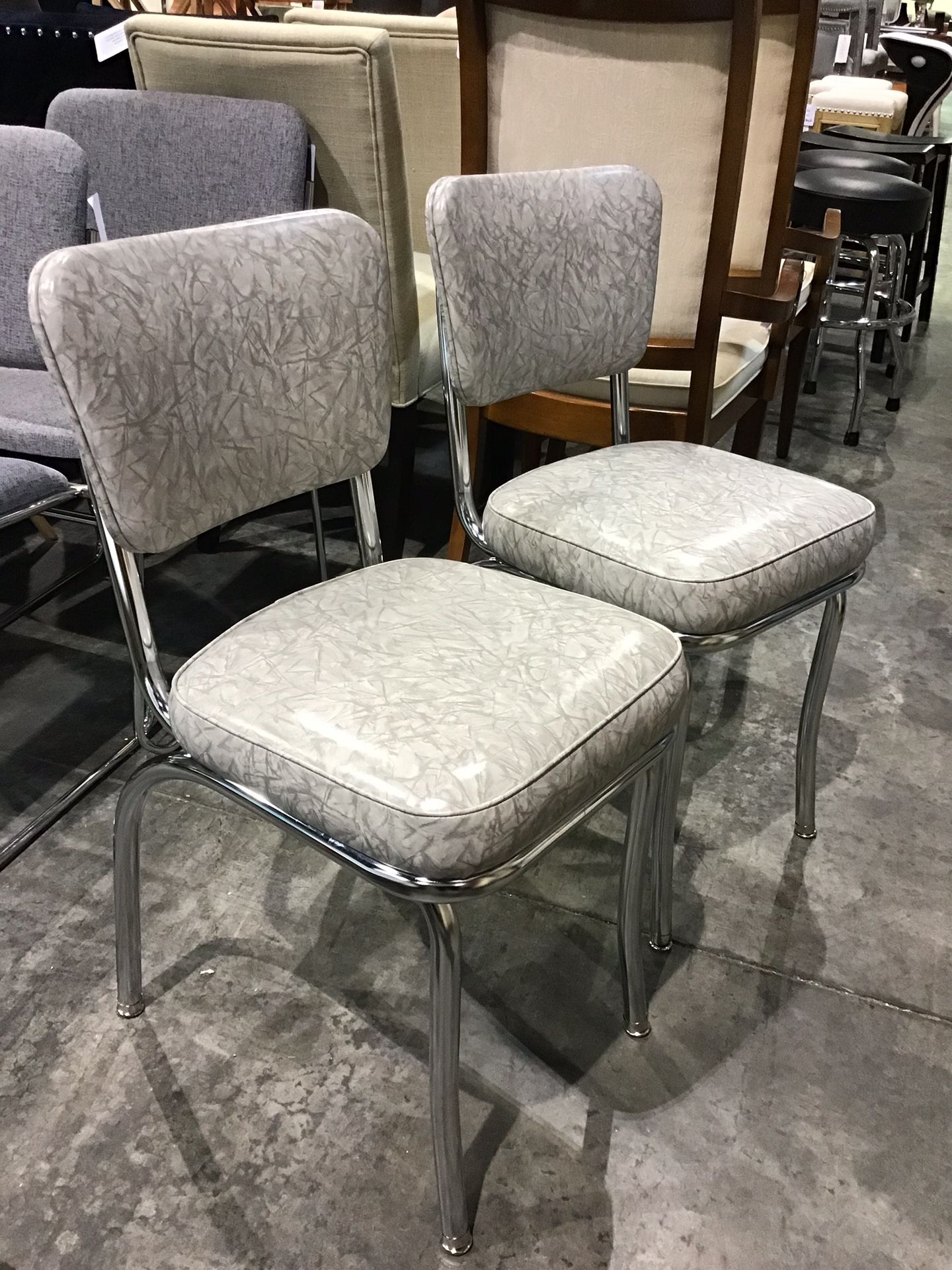 Brand new, just arrived! Wayfair Retro Cracked Ice Dining Chair set of