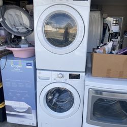 Kenmore and lg Washer and gas dryer Stackable W27 D31 H78 Washer 4.5 cu ft Dryer 7.3 cu ft 3 months warranty parts and labor only I can accommodate de