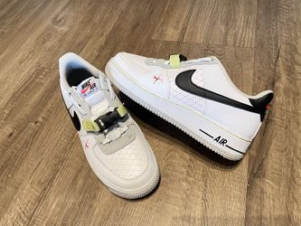 NIKE AIR FORCE 1 LV8 - SWOOSH COMPASS - Size 7Y