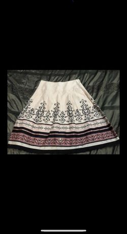Apt 9 women’s skirt size 8