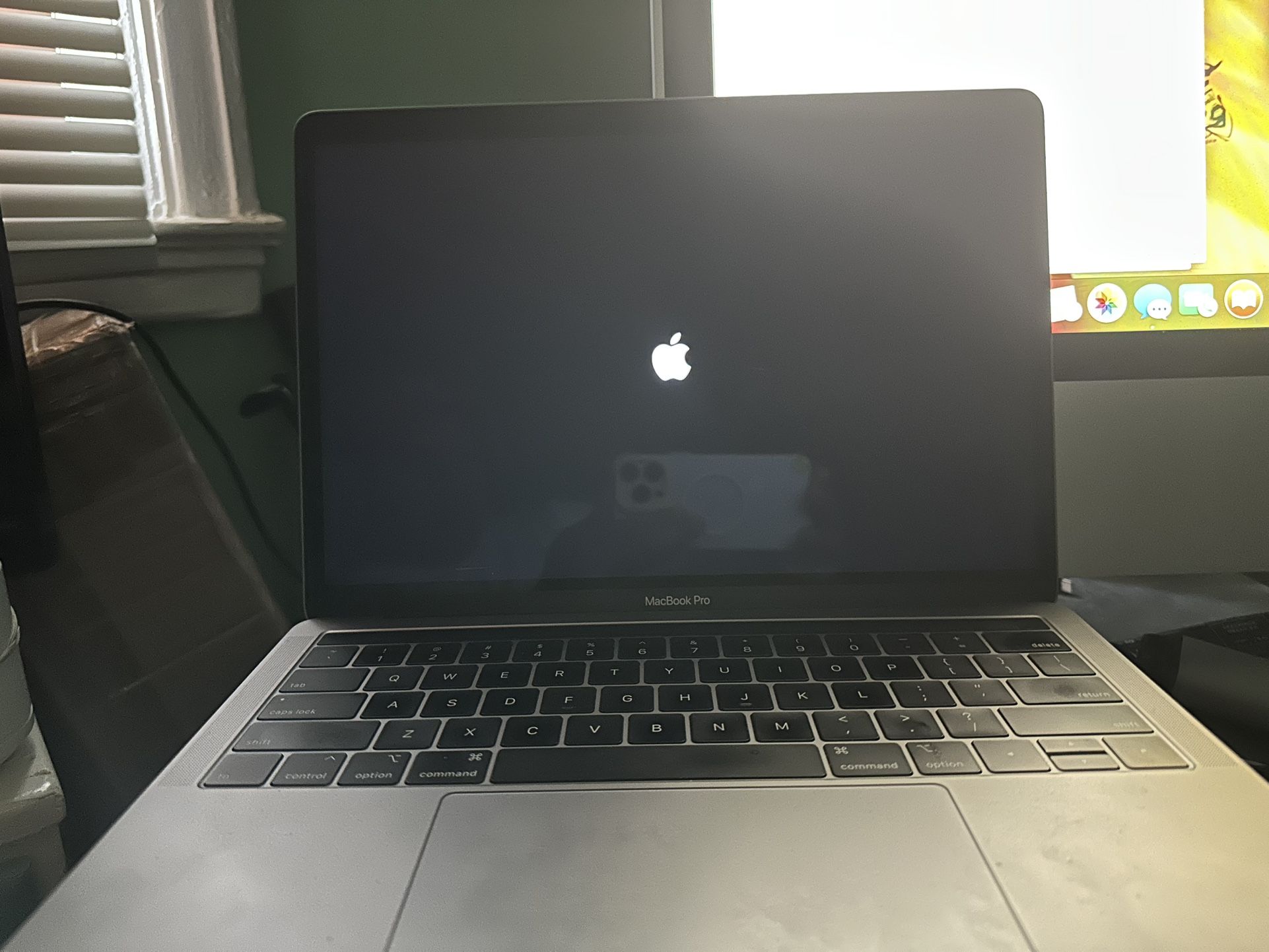 MacBook Pro 13