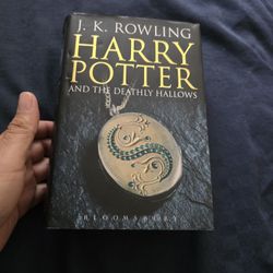 Harry Potter and the Deathly Hallows by J. K. Rowling (Hardcover) -first edition