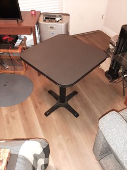 Cast Table