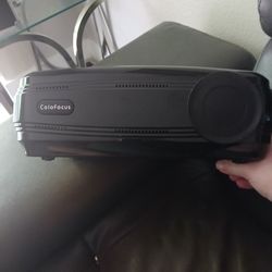 NEVER USED LESHP 3200 Lumens icoco-leshp Projector, also branded as "Colofocus" 