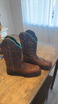 Justin Gypsy Women's Cowgirl Boots Size 8