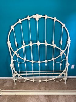 Antique Wedding Ring White Full Metal Bed Frame