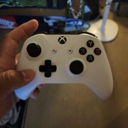 Xbox One Controller White