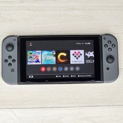 Nintendo Switch with 200 Best Games