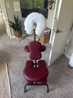 Massage Chair - Excellent Condition