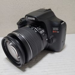 Canon Rebel T6 (Barely used) 