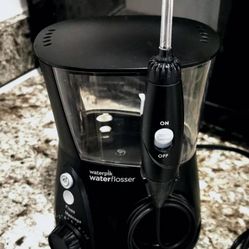 Waterpik Water Flosser – Black | Excellent Condition | Tested